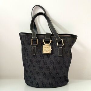 Dooney & Bourke vintage bucket bag purse Black Gold Hardware